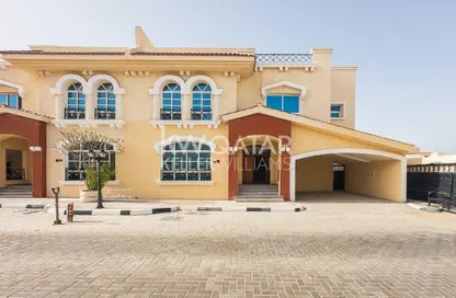 فيلا - 6 غرف نوم - 7 حمامات للايجار في الريان - الدوحة