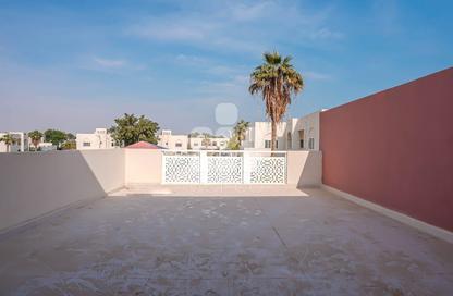 Apartment - 4 Bedrooms - 5 Bathrooms for rent in Al Dafna - Al Dafna - Doha
