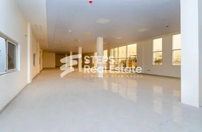 سكن عمال - استوديو - 1 حمام للايجار في شارع الصناعية الشرقي - بركة العوامر - الوكرة