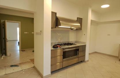 Compound - 5 - 6 for rent in Souk Al gharaffa - Al Gharrafa - Doha