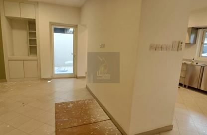 Compound - 5 - 6 for rent in Souk Al gharaffa - Al Gharrafa - Doha