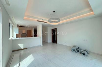 Apartment - 1 Bedroom - 1 Bathroom for sale in Crystal Residence - Gewan Island - The Pearl Island - Doha Apartment - 1 Bedroom - 1 Bathroom for sale in Crystal Residence - Gewan Island - The Pearl Island - Doha