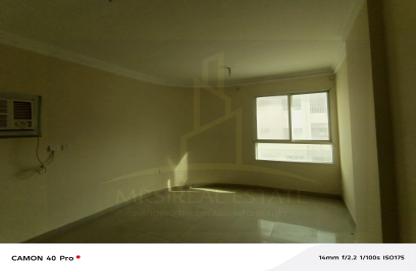 Apartment - 1 Bedroom - 2 Bathrooms for rent in Salaja Street - Doha Al Jadeed - Doha