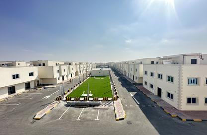 Villa - 6 Bedrooms - 6 Bathrooms for rent in Al Keesa Gate - Al Kheesa - Umm Salal Mohammed