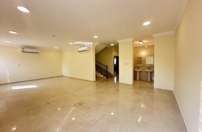 Villa - 6 Bedrooms - 6 Bathrooms for rent in Al Keesa Gate - Al Kheesa - Umm Salal Mohammed