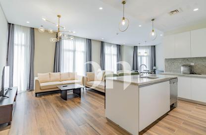 Apartment - 2 Bedrooms - 4 Bathrooms for rent in Floresta Gardens - The Pearl Island - Doha