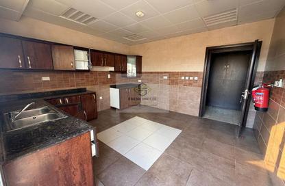 Villa - 6 Bedrooms - 6 Bathrooms for rent in Ain Khaled Villas - Ain Khaled - Doha Villa - 6 Bedrooms - 6 Bathrooms for rent in Ain Khaled Villas - Ain Khaled - Doha