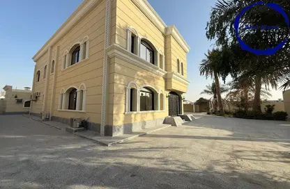 فيلا - 4 غرف نوم - 6 حمامات للايجار في شارع المرخية - المرخية - الدوحة