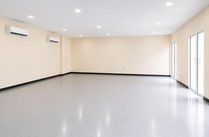 Warehouse - Studio - 2 Bathrooms for rent in East Industrial Street - Birkat Al Awamer - Al Wakra