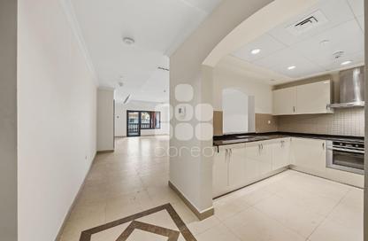 Apartment - 1 Bedroom - 2 Bathrooms for rent in Tower 3 - Porto Arabia - The Pearl Island - Doha Apartment - 1 Bedroom - 2 Bathrooms for rent in Tower 3 - Porto Arabia - The Pearl Island - Doha