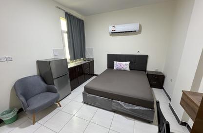 Apartment - Studio - 1 for rent in Al Mansoura - Al Mansoura - Doha