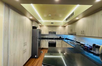Apartment - 1 Bedroom - 2 Bathrooms for rent in Carnaval - Qanat Quartier - The Pearl Island - Doha Apartment - 1 Bedroom - 2 Bathrooms for rent in Carnaval - Qanat Quartier - The Pearl Island - Doha