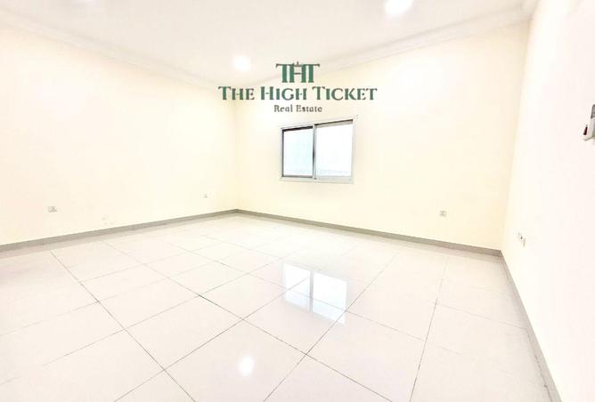 57887842 - Property Image 2