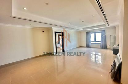 Apartment - 1 - 2 for rent in West Porto Drive - Porto Arabia - The Pearl Island - Doha