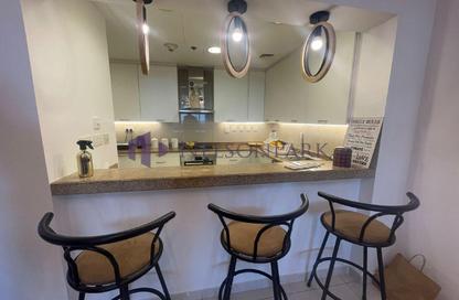 Apartment - 2 Bedrooms - 3 Bathrooms for sale in Viva West - Viva Bahriyah - The Pearl Island - Doha