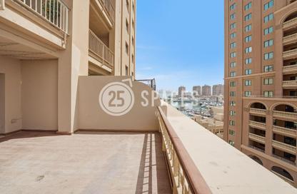Apartment - 1 Bedroom - 2 Bathrooms for rent in East Porto Drive - Porto Arabia - The Pearl Island - Doha