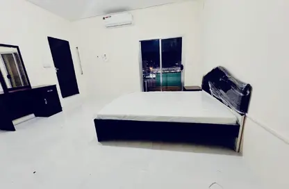 Apartment - 1 Bathroom for rent in Najma - Doha