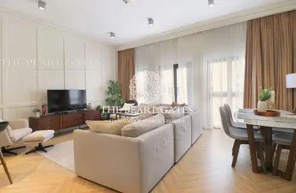 Apartment - 1 Bedroom - 2 Bathrooms for rent in Mercato - Qanat Quartier - The Pearl Island - Doha