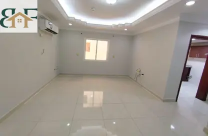 شقة - 2 غرف نوم - 2 حمامات للايجار في السد - الدوحة