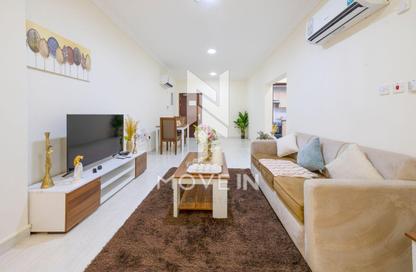 Apartment - 1 Bedroom - 1 Bathroom for rent in Umm Ghwailina Comm - Umm Ghuwalina - Umm Ghuwailina - Doha