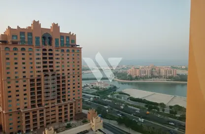 Apartment - 2 Bedrooms - 3 Bathrooms for rent in East Porto Drive - Porto Arabia - The Pearl Island - Doha