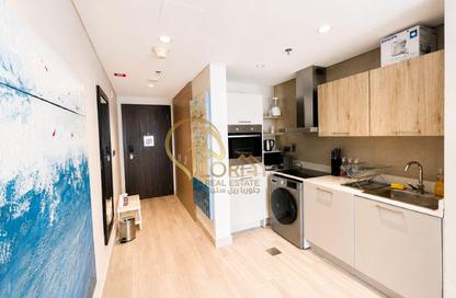 Apartment - Studio - 1 Bathroom for rent in West Bay Tower - West Bay - West Bay - Doha