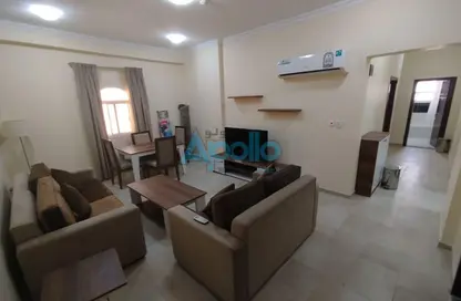 Apartment - 2 Bedrooms - 4 Bathrooms for rent in Al Nasr Street - Al Nasr - Doha