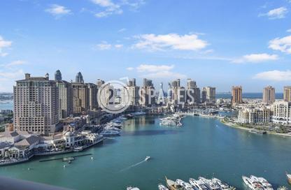 Apartment - 2 Bedrooms - 3 Bathrooms for rent in Tower 31 - Porto Arabia - The Pearl Island - Doha