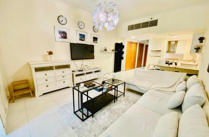 Apartment - Studio - 1 Bathroom for rent in Tower 29 - Viva Bahriyah - The Pearl Island - Doha Apartment - Studio - 1 Bathroom for rent in Tower 29 - Viva Bahriyah - The Pearl Island - Doha