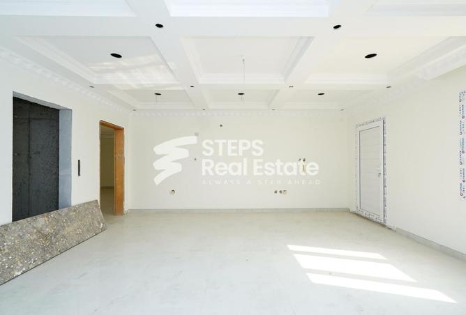 988956 - Property Image 3