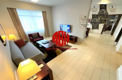Apartment - 2 Bedrooms - 3 Bathrooms for rent in West Bay Tower - West Bay - West Bay - Doha