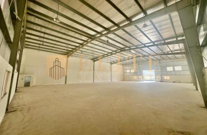 Warehouse - Studio - 1 Bathroom for sale in East Industrial Street - Birkat Al Awamer - Al Wakra