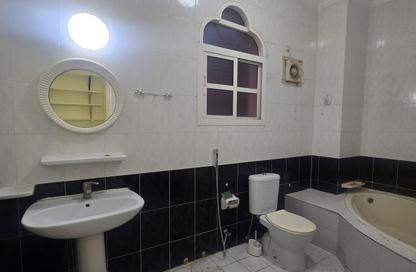 Apartment - Studio - 1 Bathroom for rent in Wadi Al Markh - Muraikh - AlMuraikh - Doha