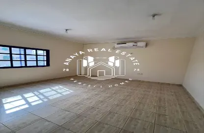 شقة - غرفة نوم - 1 حمام للايجار في طريق المطار القديم - الدوحة