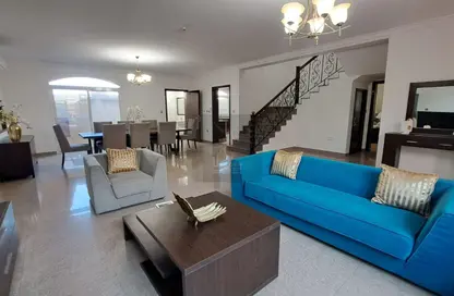 مجمع سكني - 5 غرف نوم - 5 حمامات للايجار في شارع  بو هامو - أبو هامور - الدوحة