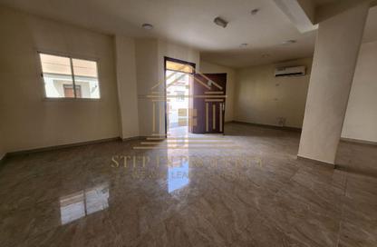 Villa - 6 Bedrooms - 5 Bathrooms for rent in Bu Hamour Street - Abu Hamour - Doha