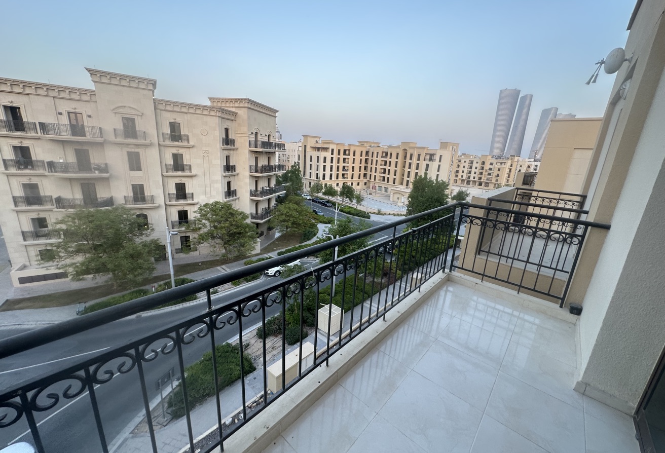 Lusail Studio Semi Furnished Garden View thumbnail 2