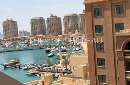 شقة - غرفة نوم - 2 حمامات للايجار في طريق بورتو الغربي - بورتو أرابيا - جزيرة اللؤلؤة - الدوحة