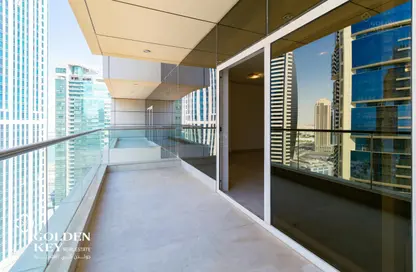 Apartment - 3 Bedrooms - 4 Bathrooms for rent in West Bay Tower - West Bay - West Bay - Doha