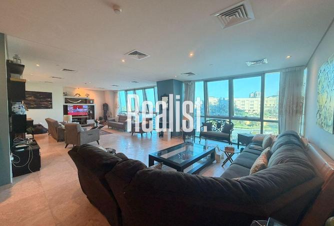 53144352 - Property Image 2