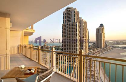 Apartment - 3 Bedrooms - 4 Bathrooms for rent in Abraj Bay - Abraj Quartiers - The Pearl Island - Doha