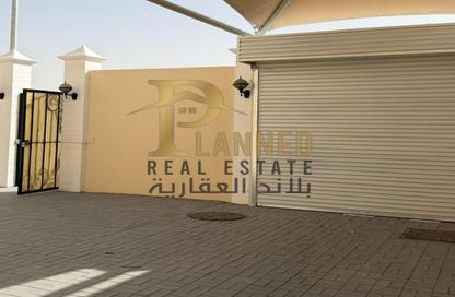 Villa - 6 Bedrooms - 6 Bathrooms for rent in Ain Khaled - Doha