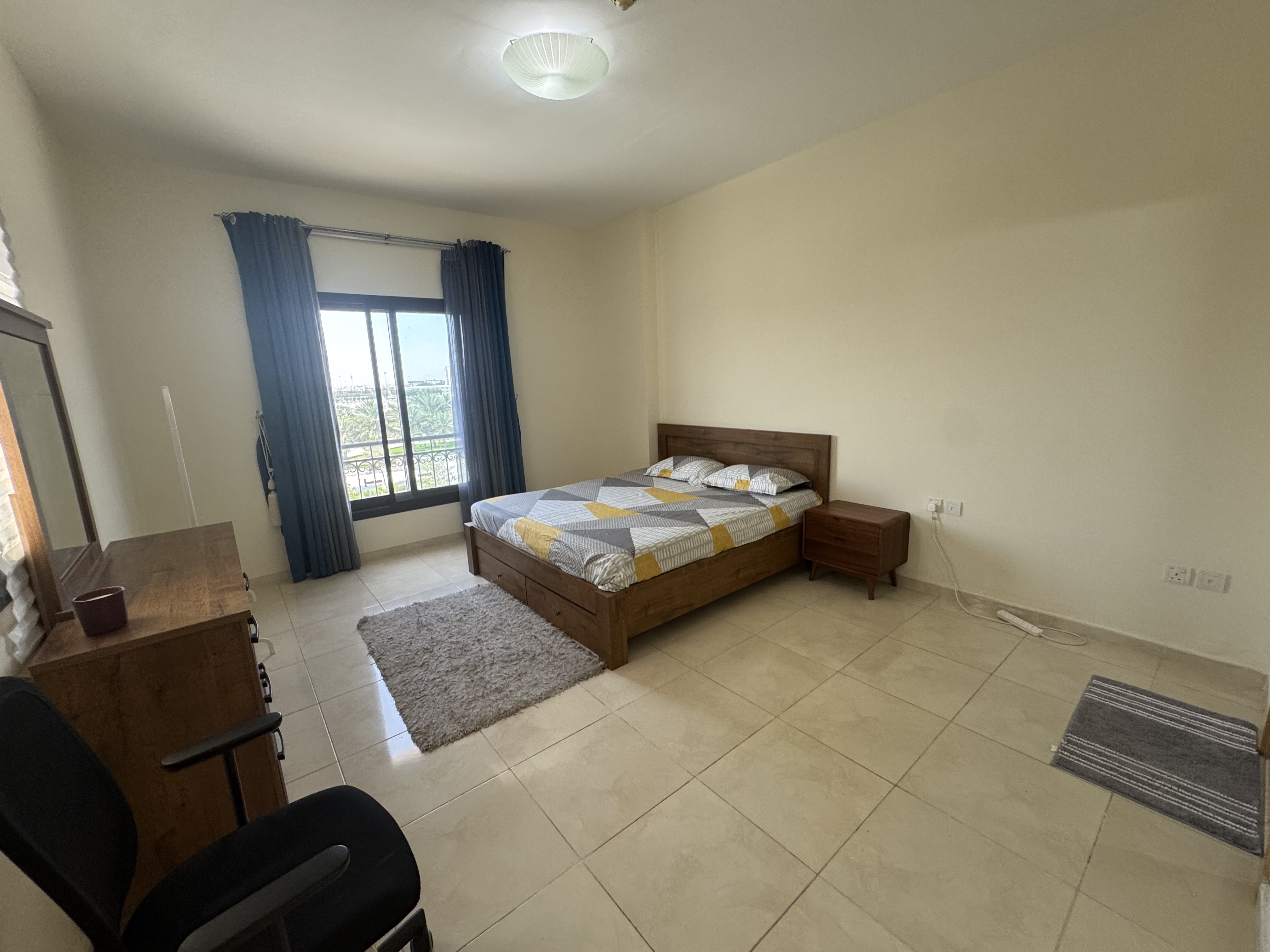 COZY 1 BEDROOM FULLY FURNISHED WITH BALCONY thumbnail 10