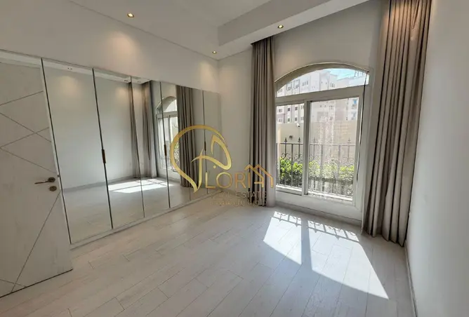 64254970 - Property Image 2