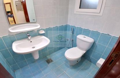 Apartment - 2 Bedrooms - 2 Bathrooms for rent in Muntazah 7 - Al Muntazah - Doha
