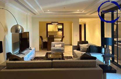 Apartment - 1 Bedroom - 2 Bathrooms for rent in West Porto Drive - Porto Arabia - The Pearl Island - Doha