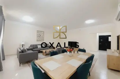 Apartment - 3 Bedrooms - 3 Bathrooms for rent in Anas Street - Fereej Bin Mahmoud North - Fereej Bin Mahmoud - Doha