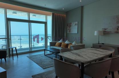 Apartment - 1 - 2 for rent in Lusail Marina Heights - Marina District - Lusail