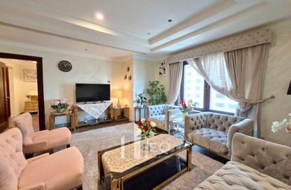 Apartment - 2 Bedrooms - 2 Bathrooms for rent in West Porto Drive - Porto Arabia - The Pearl Island - Doha