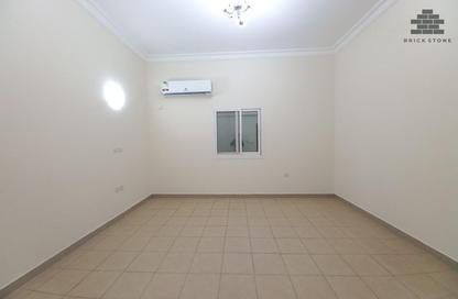 Apartment - 2 Bedrooms - 2 Bathrooms for rent in Muntazah 38 - Al Muntazah - Doha